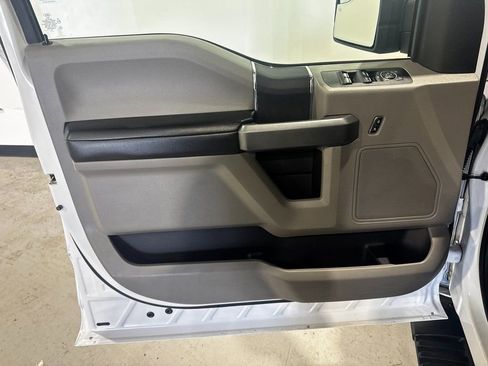 Used 2016 Ford F150 XLT w/ Equipment Group 301A Mid image 17