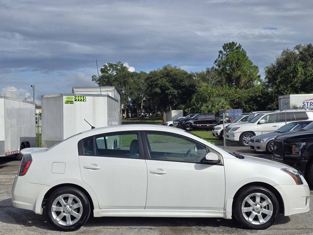 Used 2012 Nissan Sentra 2.0 SR FWD image 5