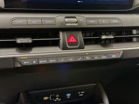 Used 2025 Kia K4 FWD image 23