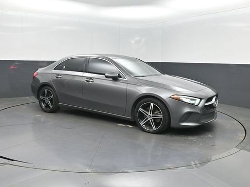 Used 2021 Mercedes-Benz A 220 4MATIC w/ Premium Package image 33