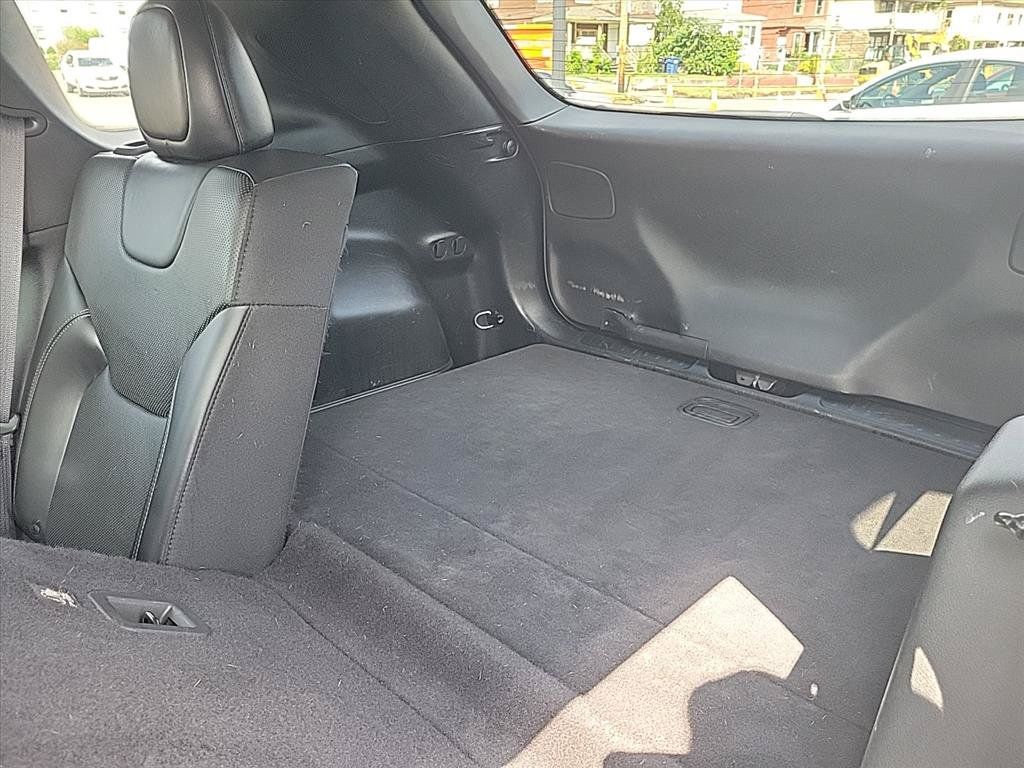 Used 2019 Jeep Cherokee Limited AWD/4WD image 19