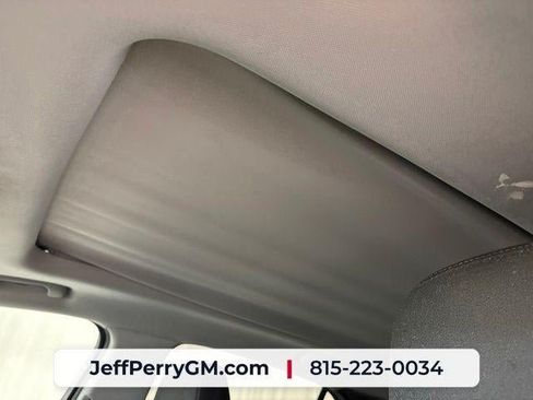 Used 2018 Chevrolet Equinox LT w/ Sun & Infotainment Package AWD/4WD image 16
