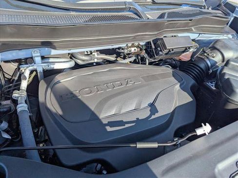 New 2025 Honda Ridgeline Black Edition image 15