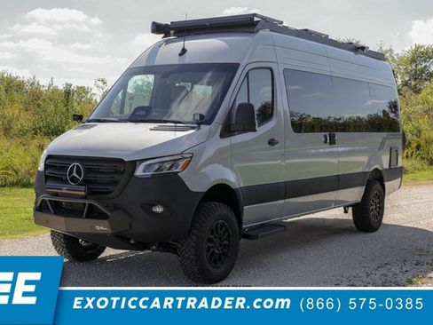 Used 2025 Mercedes-Benz Sprinter 2500 image 1