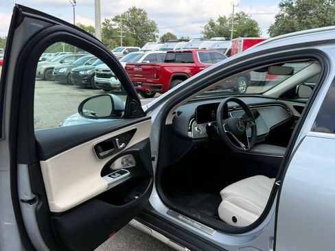 Used 2024 Mercedes-Benz E 450 4MATIC All-Terrain Wagon w/ Digital Light Package image 27