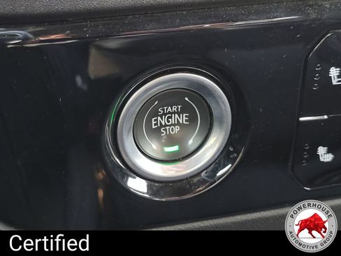 Used 2024 Chevrolet Silverado 1500 LT AWD/4WD image 35