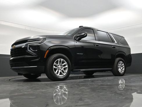 Used 2025 Chevrolet Tahoe LS RWD image 20