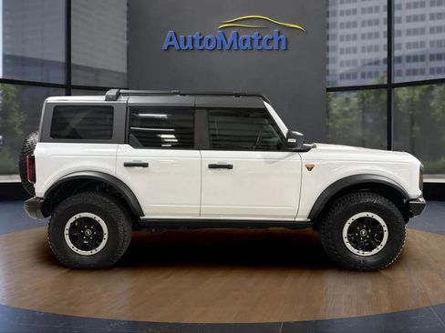 Used 2023 Ford Bronco Badlands AWD/4WD image 13