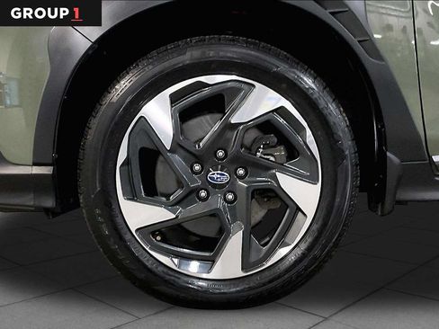 Used 2024 Subaru Crosstrek 2.5i Limited AWD/4WD image 11