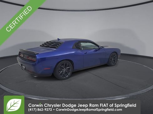 Used 2022 Dodge Challenger R/T w/ Plus Package RWD image 15