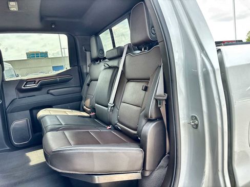 Used 2022 GMC Sierra 1500 Denali w/ Denali Reserve Package AWD/4WD image 4