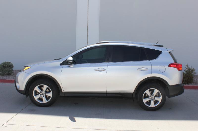 Used 2015 Toyota RAV4 XLE AWD/4WD image 8