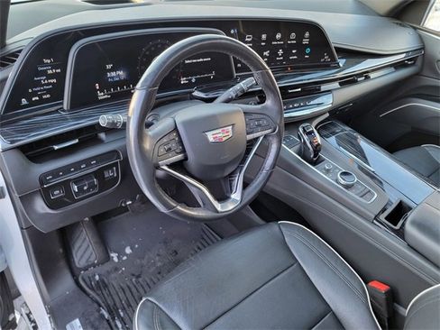 Used 2021 Cadillac Escalade Sport w/ LPO, Illumination Package image 13