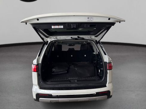 Used 2023 Toyota Sequoia Limited w/ TRD Off-Road Package image 11