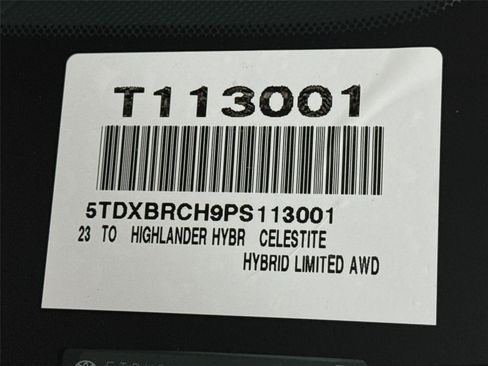 Used 2023 Toyota Highlander Limited AWD/4WD image 57