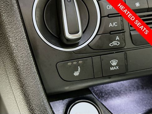 Used 2017 Audi Q3 2.0T Premium Plus w/ Premium Plus Package AWD/4WD image 21