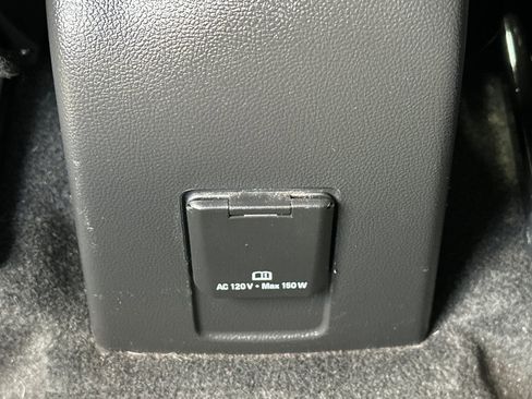 Certified 2022 Chevrolet Trax LT w/ Driver Confidence Package AWD/4WD image 15