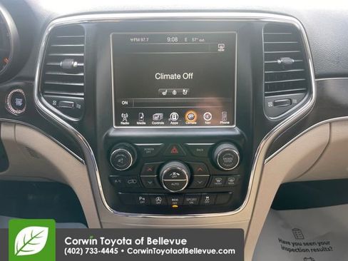 Used 2017 Jeep Grand Cherokee Limited w/ Luxury Group II image 12