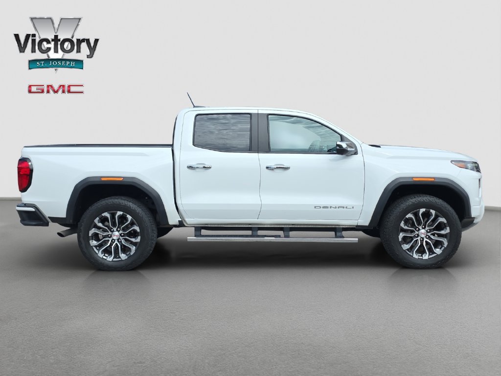 Used 2024 GMC Canyon Denali AWD/4WD image 19