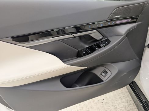 New 2026 BMW 530i w/ M Sport Package RWD image 14