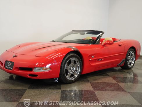 Used 1999 Chevrolet Corvette Convertible w/ Memory Pkg RWD image 6