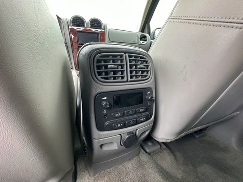 Used 2008 GMC Envoy Denali w/ Sun And 6-Disc Cd Package AWD/4WD image 11