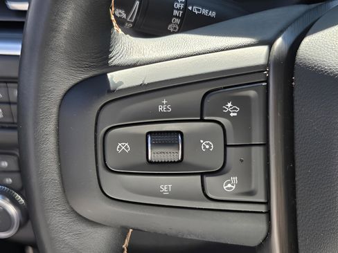 Used 2021 GMC Yukon XL AT4 w/ Rear Media and Nav Package image 27