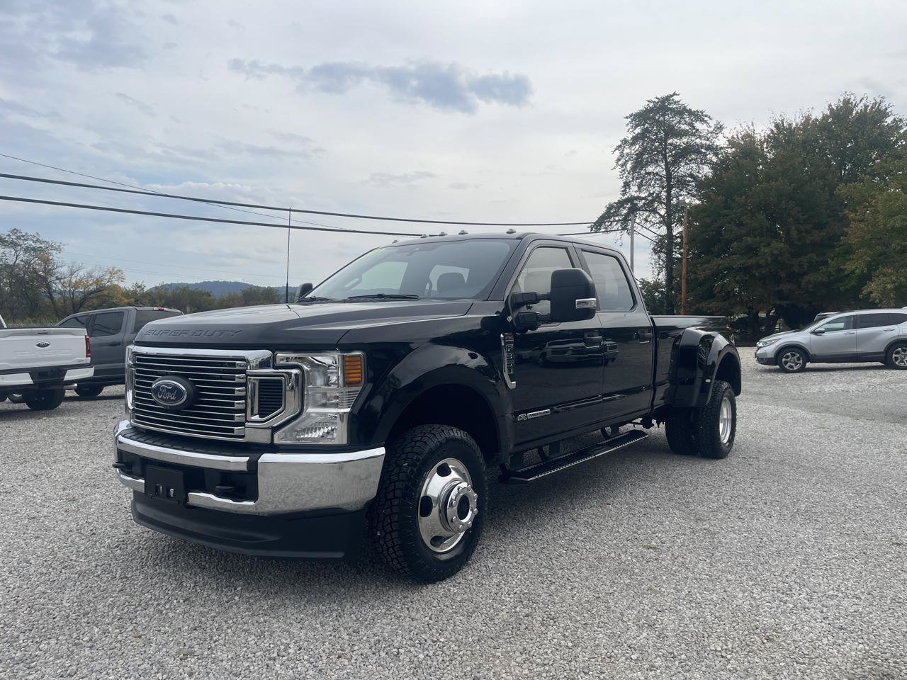 Used 2022 Ford F350 XL w/ STX Appearance Package AWD/4WD image 2