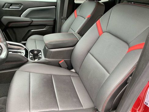 Certified 2023 Chevrolet Colorado Z71 w/ Z71 Convenience Package 2 AWD/4WD image 18