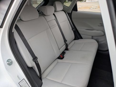Used 2025 Hyundai Kona SEL FWD image 47