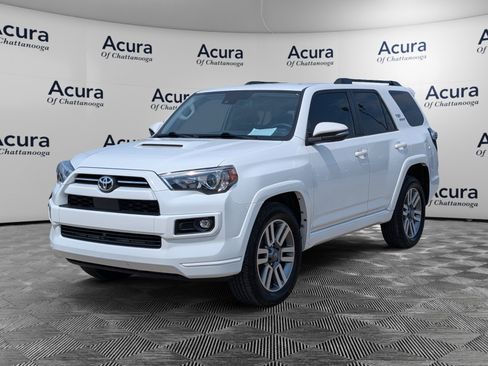 Used 2022 Toyota 4Runner TRD Sport w/ Technology Package RWD image 4
