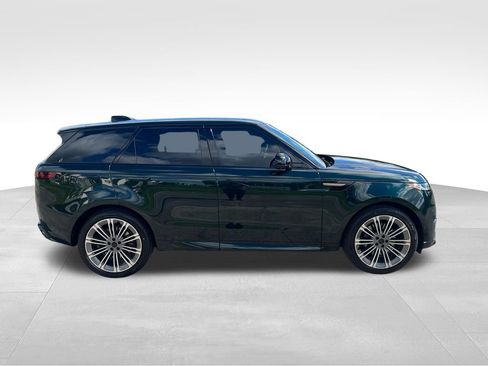 New 2026 Land Rover Range Rover Sport Dynamic SE AWD/4WD image 6