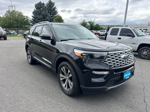 Used 2020 Ford Explorer Platinum w/ Premium Technology Package AWD/4WD image 6