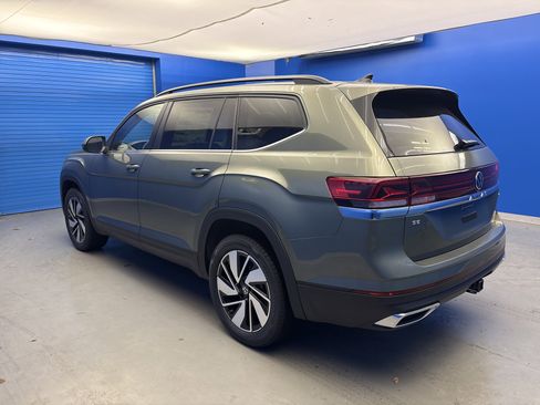 New 2026 Volkswagen Atlas SE image 5