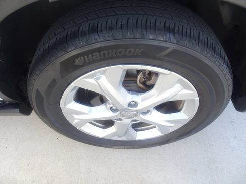 Certified 2025 Honda HR-V LX image 10