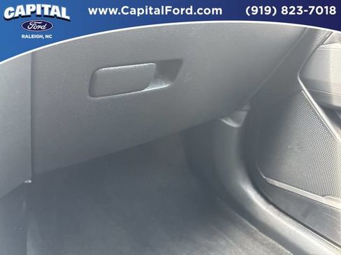 Used 2025 Kia Sportage EX w/ Premium Package FWD image 28