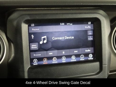 Used 2023 Jeep Wrangler Unlimited w/ Cold Weather Group AWD/4WD image 29