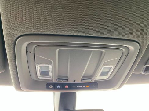 Used 2021 Chevrolet Silverado 1500 Custom image 23