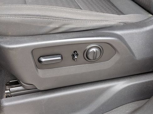 Used 2021 Chevrolet Silverado 1500 RST RWD image 17