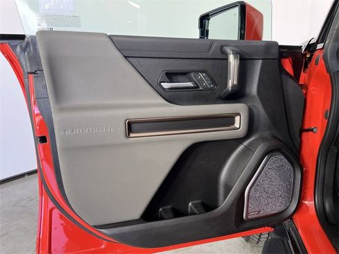 Used 2025 GMC Hummer EV 3X image 23
