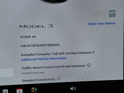 Used 2023 Tesla Model 3 Standard Range RWD image 18
