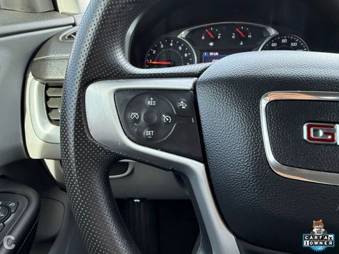 Certified 2022 GMC Terrain SLE image 27