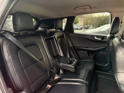 Used 2020 Ford Escape SEL image 22