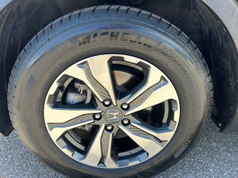 Used 2018 Honda CR-V LX image 10