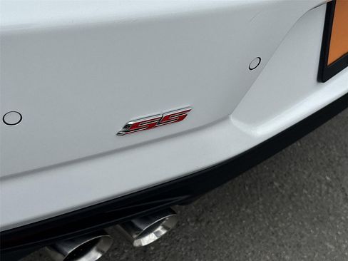 Used 2019 Chevrolet Camaro SS RWD image 30