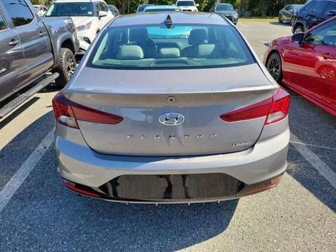 Used 2020 Hyundai Elantra Limited w/ Ultimate Package 03 FWD image 5