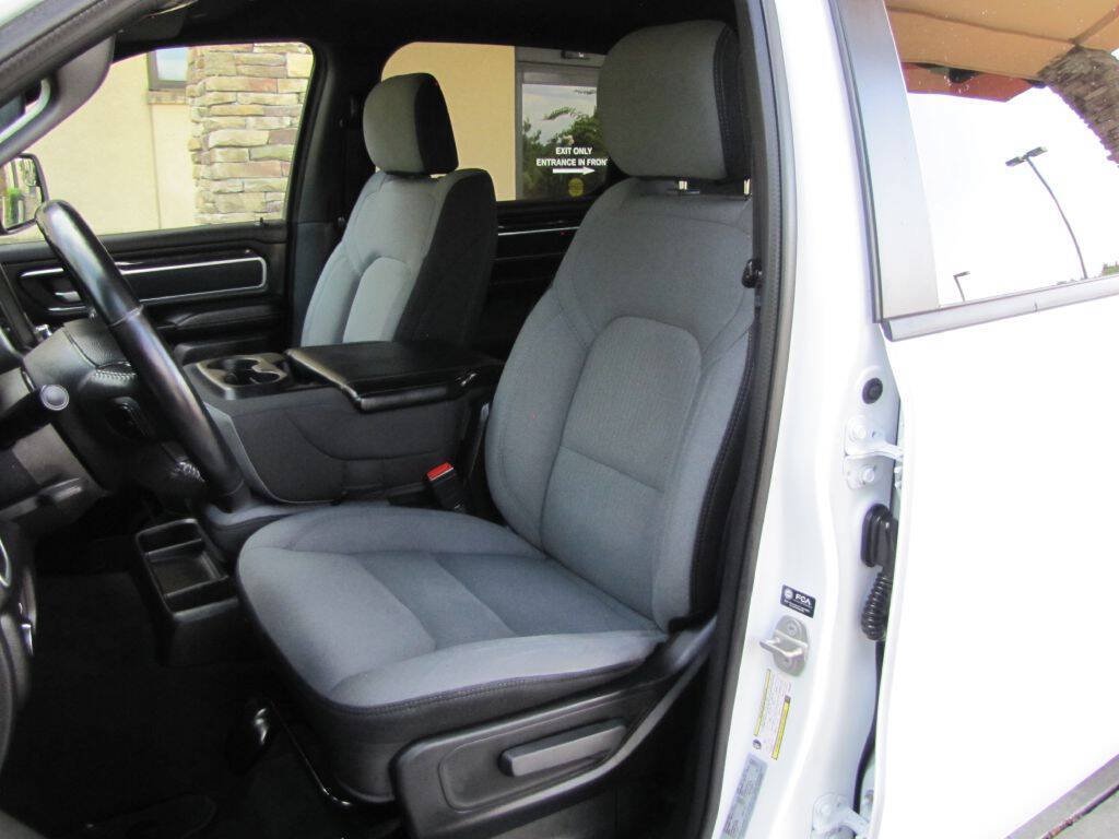 Used 2023 RAM 1500 Big Horn AWD/4WD image 14