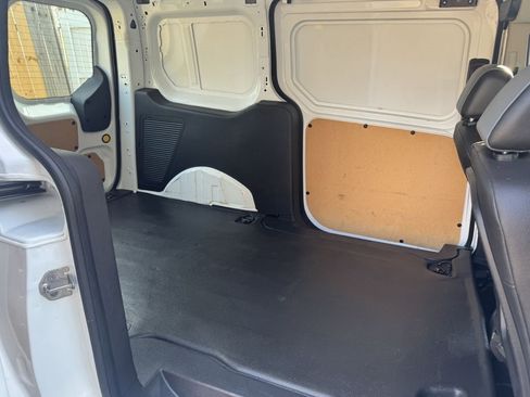 Used 2018 Ford Transit Connect XL image 6