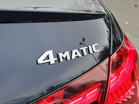 Used 2022 Mercedes-Benz C 300 4MATIC Sedan image 35