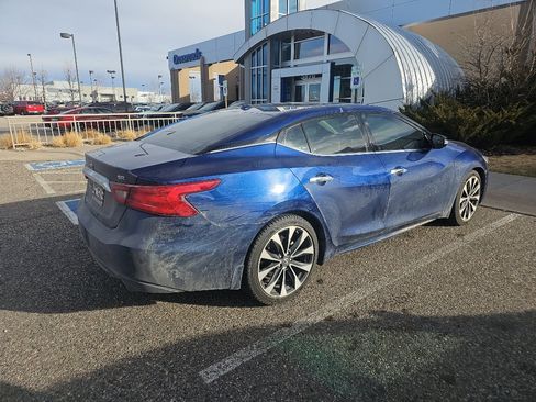 Used 2017 Nissan Maxima SR image 3